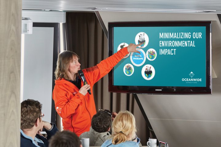 Vortrag an Bord eines Schiffes von Oceanwide Expeditions