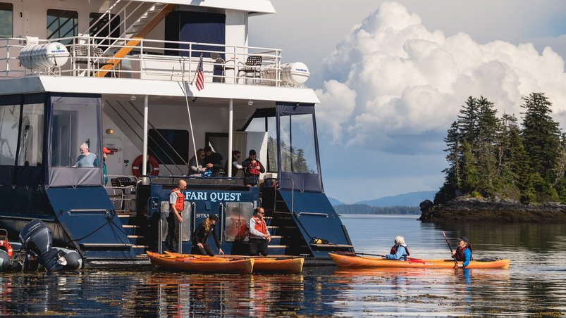 Kayakausflug von der Safari Quest aus