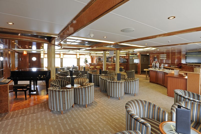 Lounge auf der Island Sky