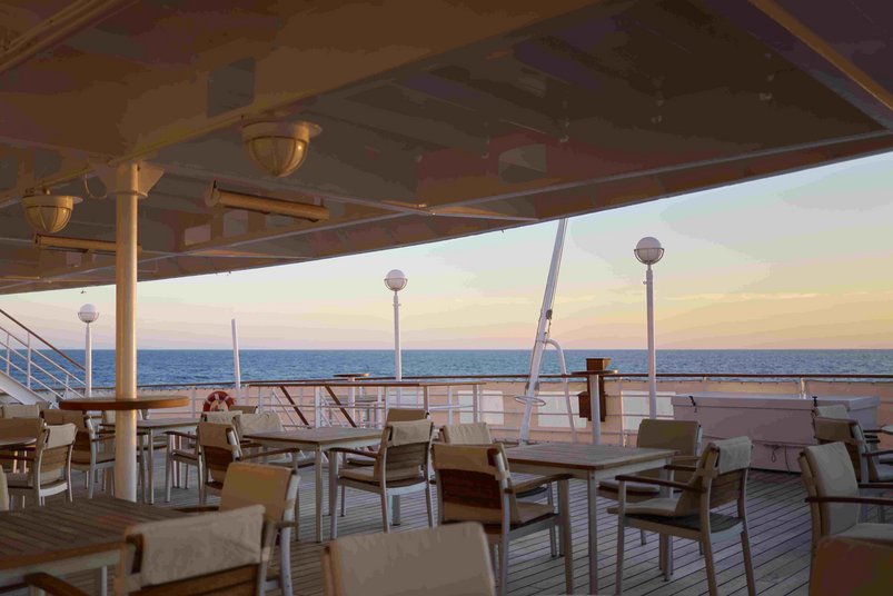 Aussendeck auf dem Kreuzfahrtschiff Heritage Adventurer