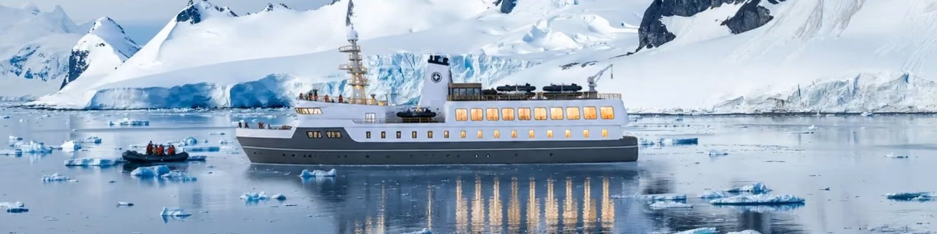 Schiffsbild Expeditionsjacht Aureum Schiffsbild Expeditionsjacht Aureum