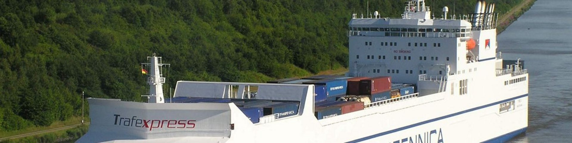 Frachtschiff für die Reise von Antwerpen nach Finnland