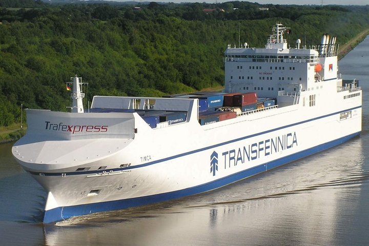 Frachtschiff für die Reise von Antwerpen nach Finnland