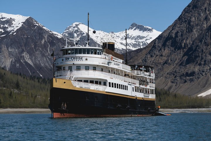 Expeditionskreuzfahrtschiff Wilderness Legacy