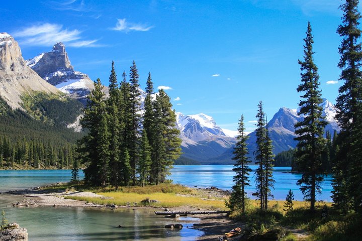 Maligne Lake