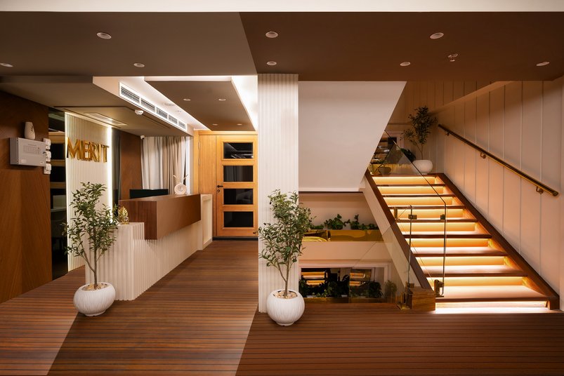 Merit Star 2 Reception