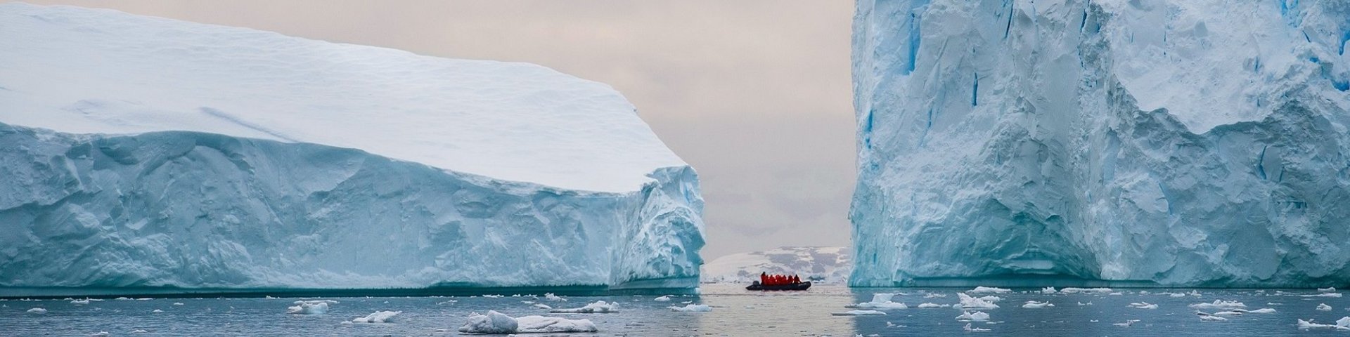 Eindrückliche Eiskulisse in der Antarktis