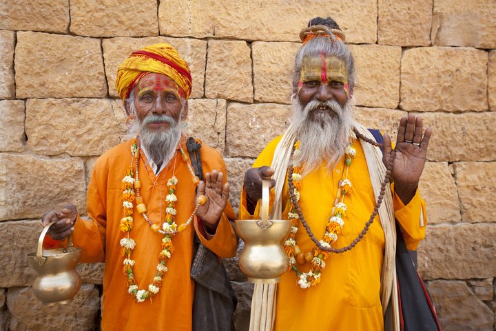Indische Priester