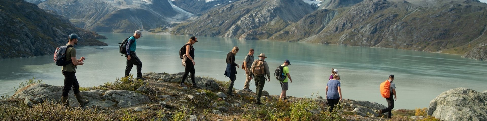 Wandern im Glacier Nationalpark in Alaska