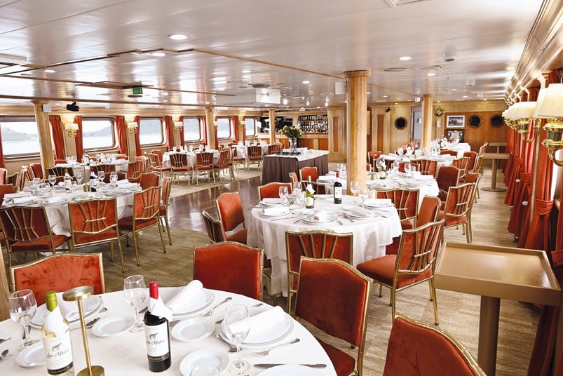 Skorpios III Speisesaal