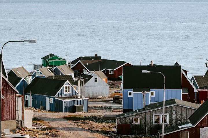 Ittoqqortoormiit, die kleinste Stadt Grönlands