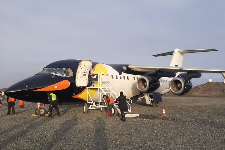 Mit dem Flugzeug in die Antarktis
