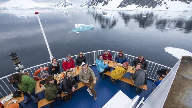 Gemütliches Zusammensein in der Antarktis