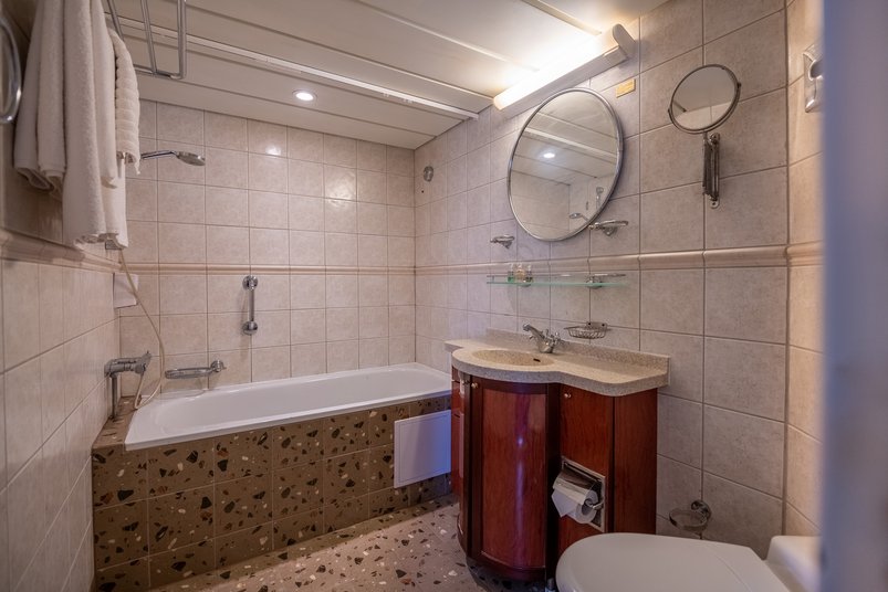 Badezimmer Deluxe Kabine MS Serenissima