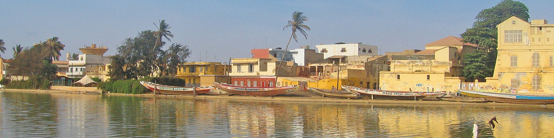 Traditionelle Fischer am Ufer des Senegal Traditionelle Fischer am Ufer des Senegal
