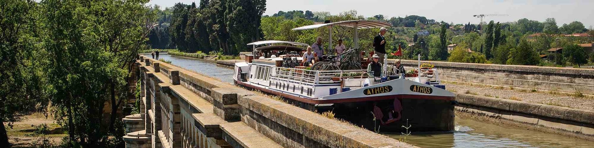 Flusskreuzfahrtschiff Athos